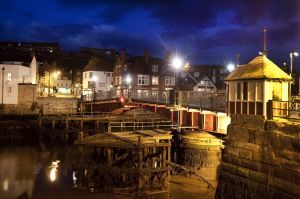 whitby harbour sm.jpg